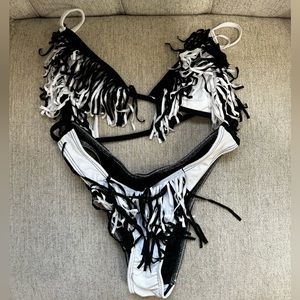 Minimale animale fringe bikini size (S)